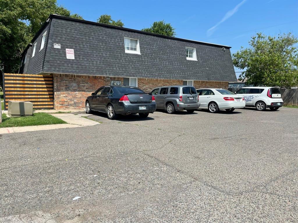 6220 S Douglas Avenue Property Photo 19