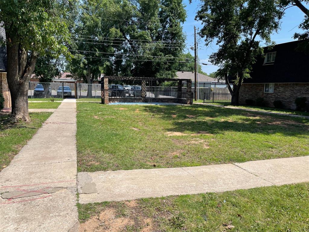 6220 S Douglas Avenue Property Photo 21
