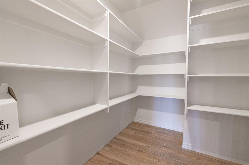 11620 Grace Boulevard Property Photo 10