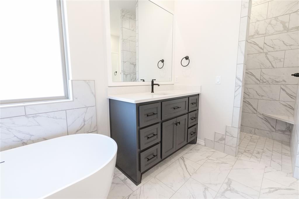 11620 Grace Boulevard Property Photo 16