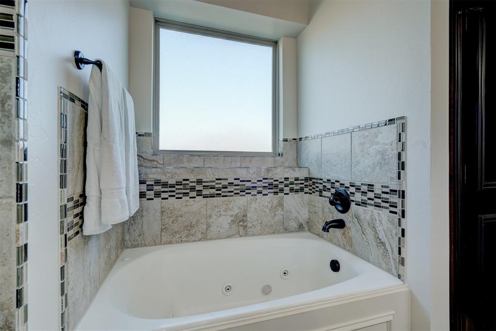917 Nw 185th Street Property Photo 21