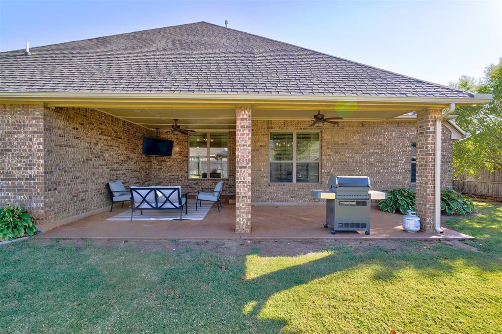917 Nw 185th Street Property Photo 41