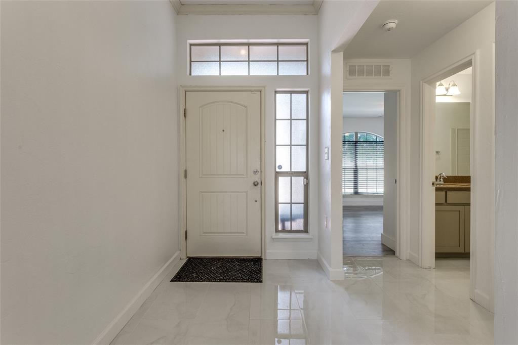 18529 Abierto Drive Property Photo 7