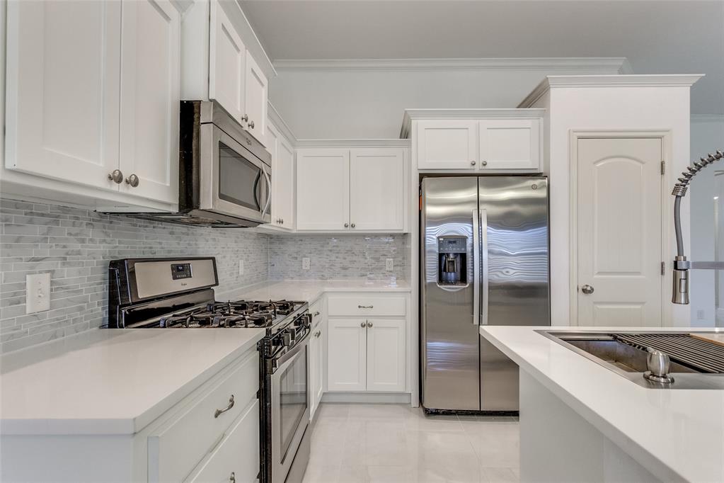 18529 Abierto Drive Property Photo 13