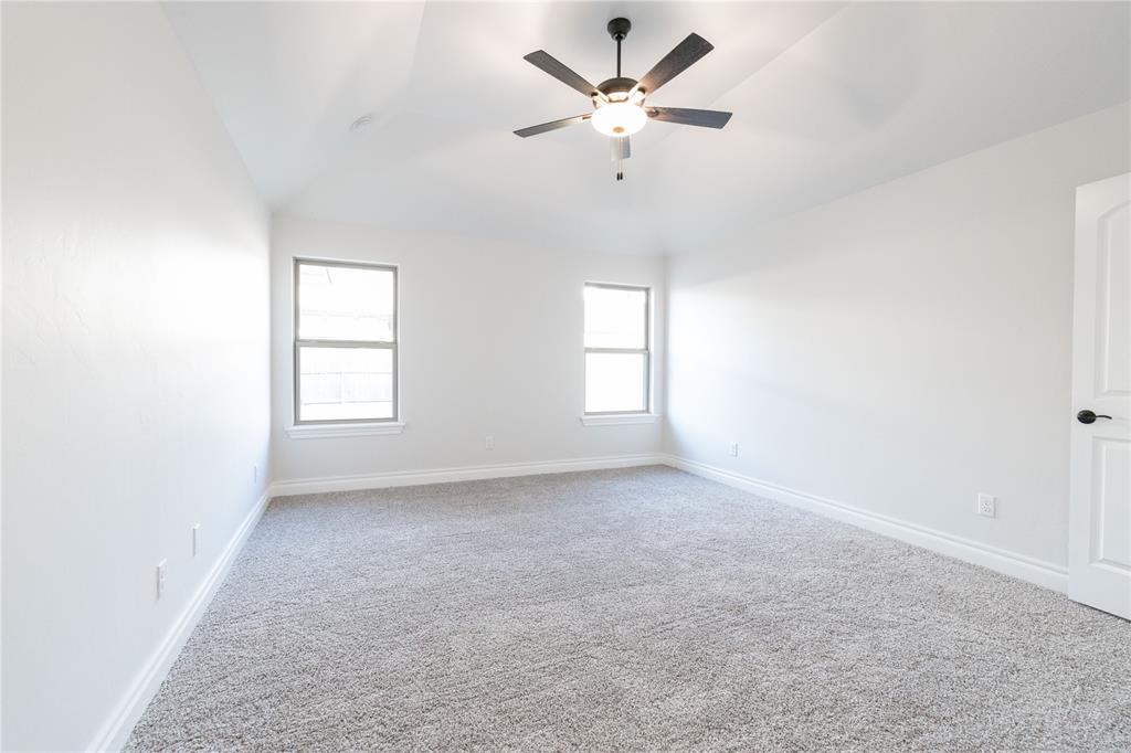 11616 Grace Boulevard Property Photo 10