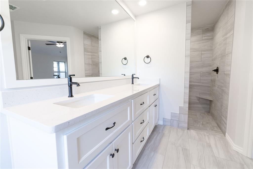 11616 Grace Boulevard Property Photo 11