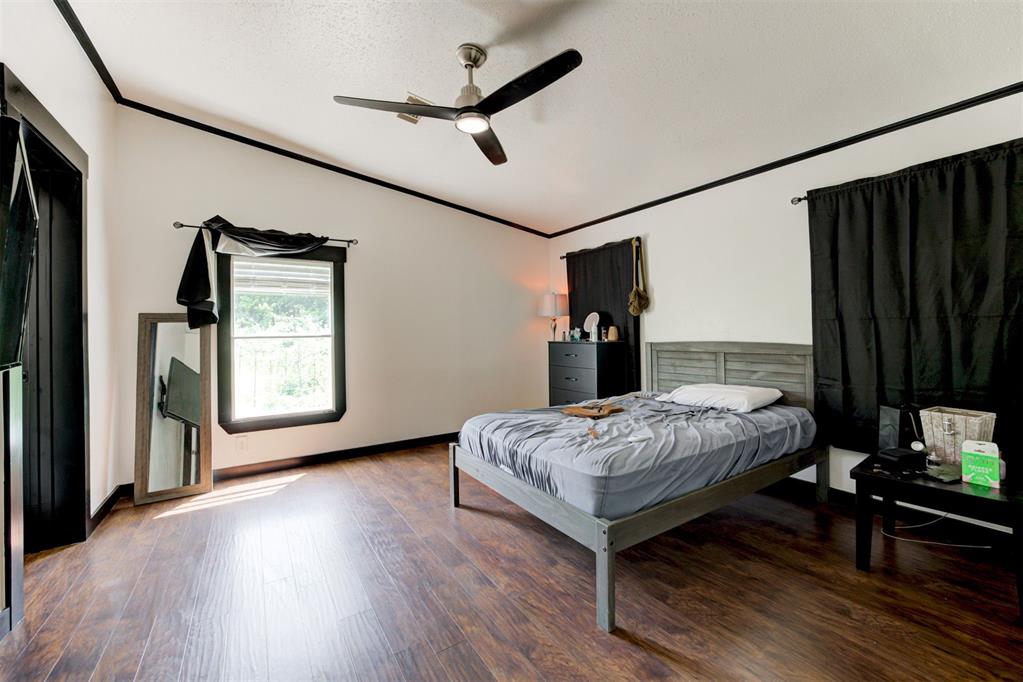 667 County Road 1410 Road Property Photo 11