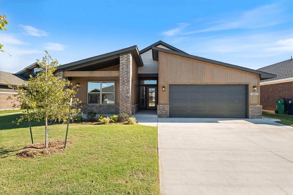 13612 Grass Plain Avenue Property Photo 2