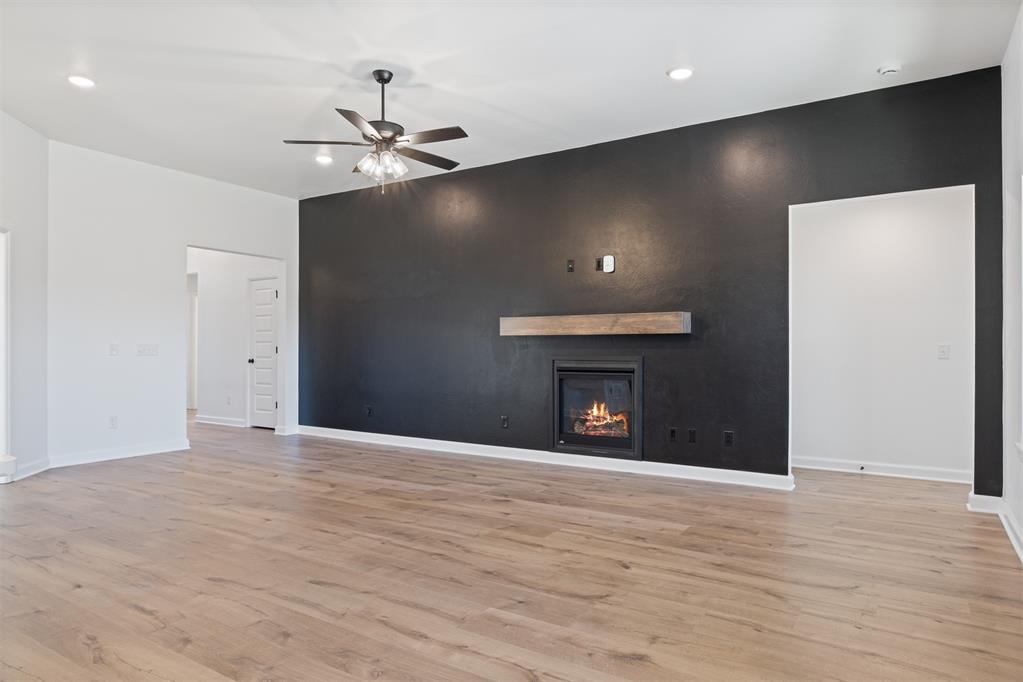 13612 Grass Plain Avenue Property Photo 6