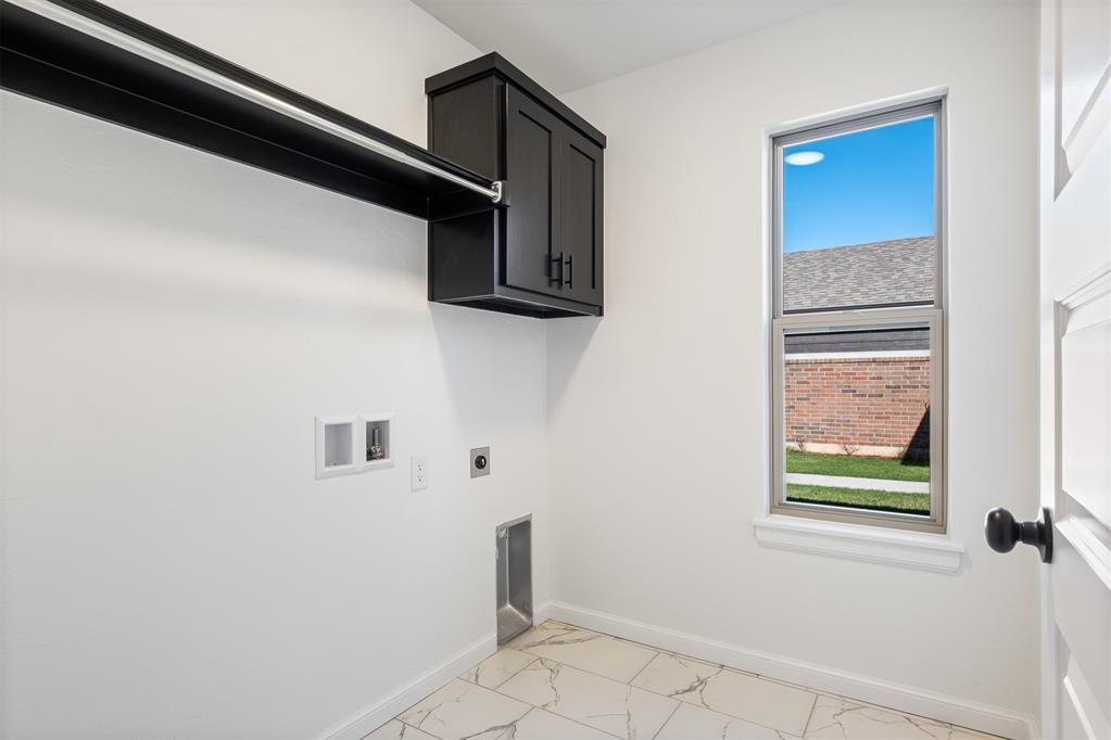 13612 Grass Plain Avenue Property Photo 37