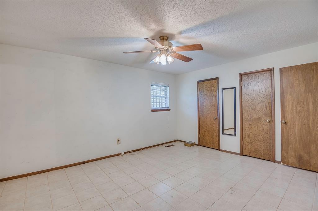 7833 Ne 95th Street Property Photo 27