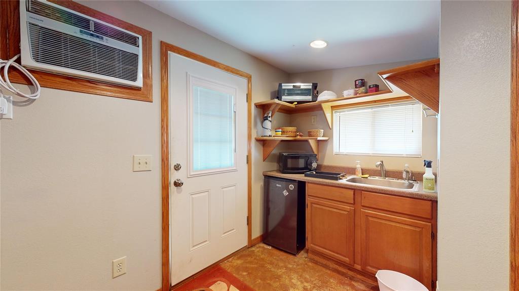 7833 Ne 95th Street Property Photo 42