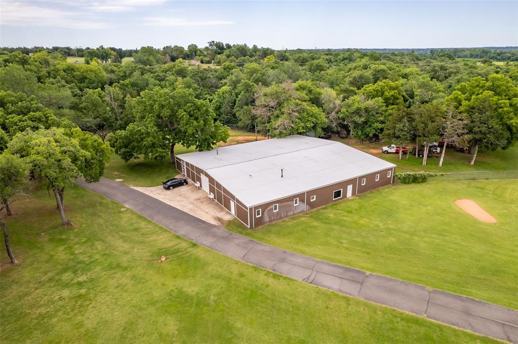 2701 Twin Creek Drive Property Photo 48