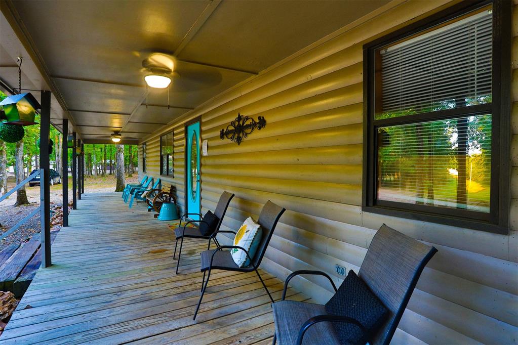 5089 N Us Hwy 259 Property Photo 3