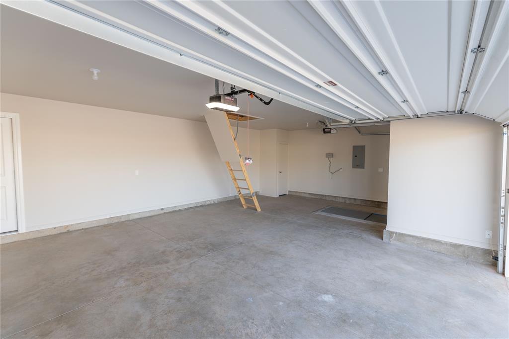 3225 Poppey Lane Property Photo 5