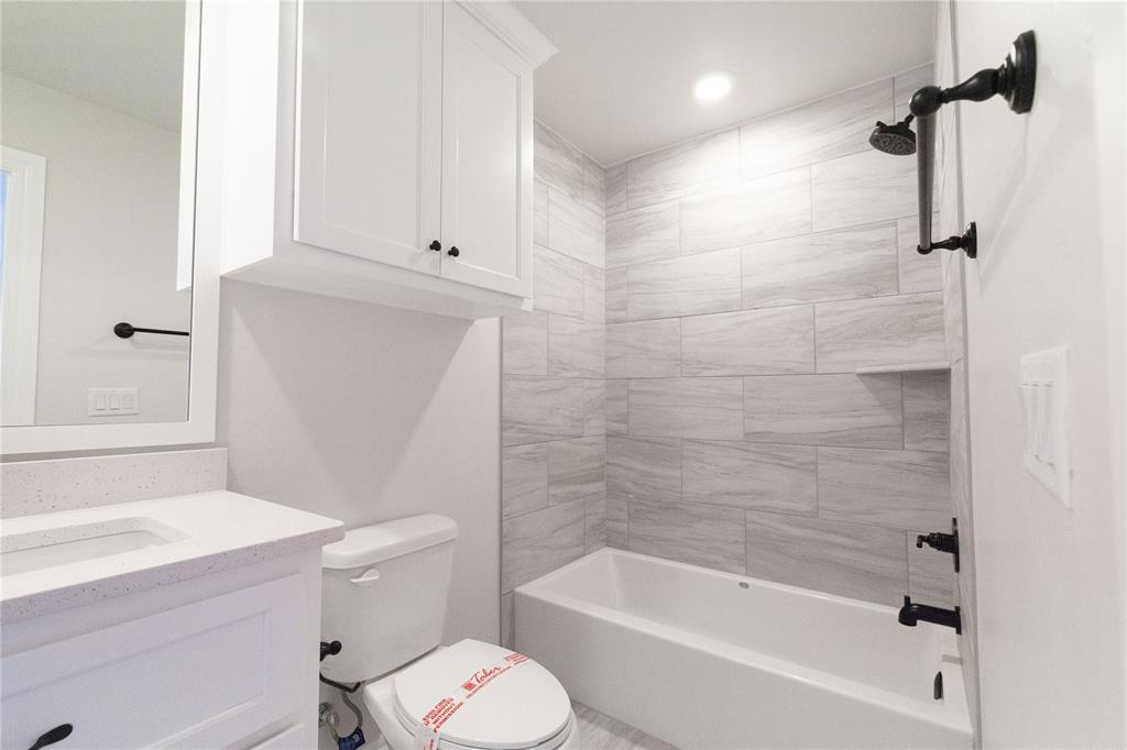 3201 Courtney Creek Drive Property Photo 23