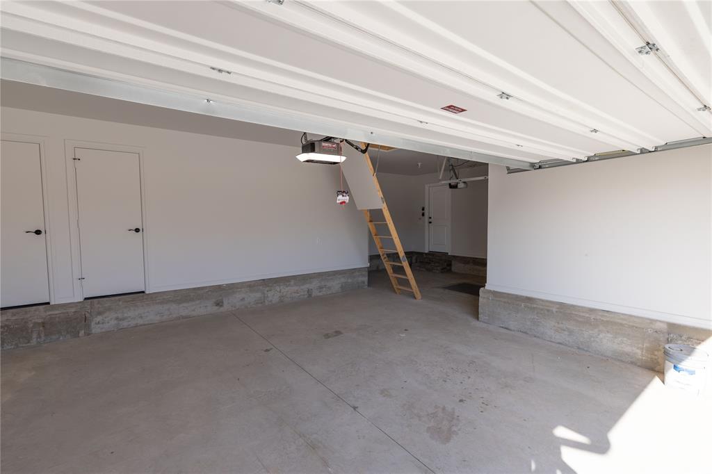 3201 Courtney Creek Drive Property Photo 26