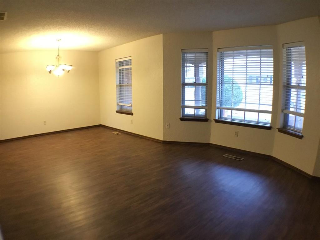 11405 Saint Charles Avenue Property Photo 3