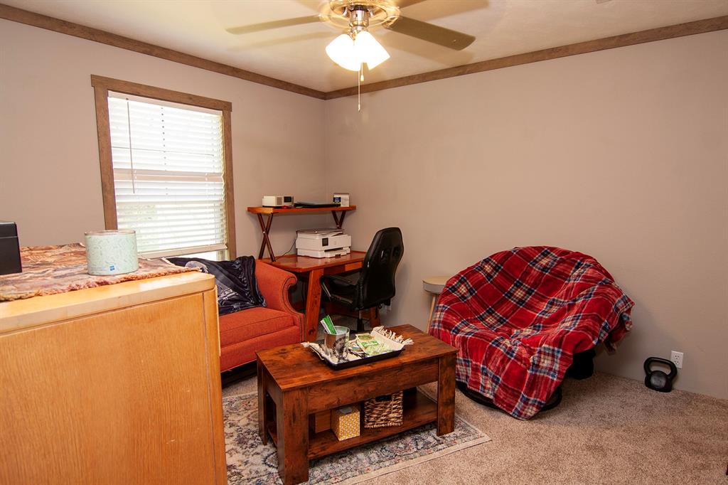 10725 Willis Road 1/2 Property Photo 11