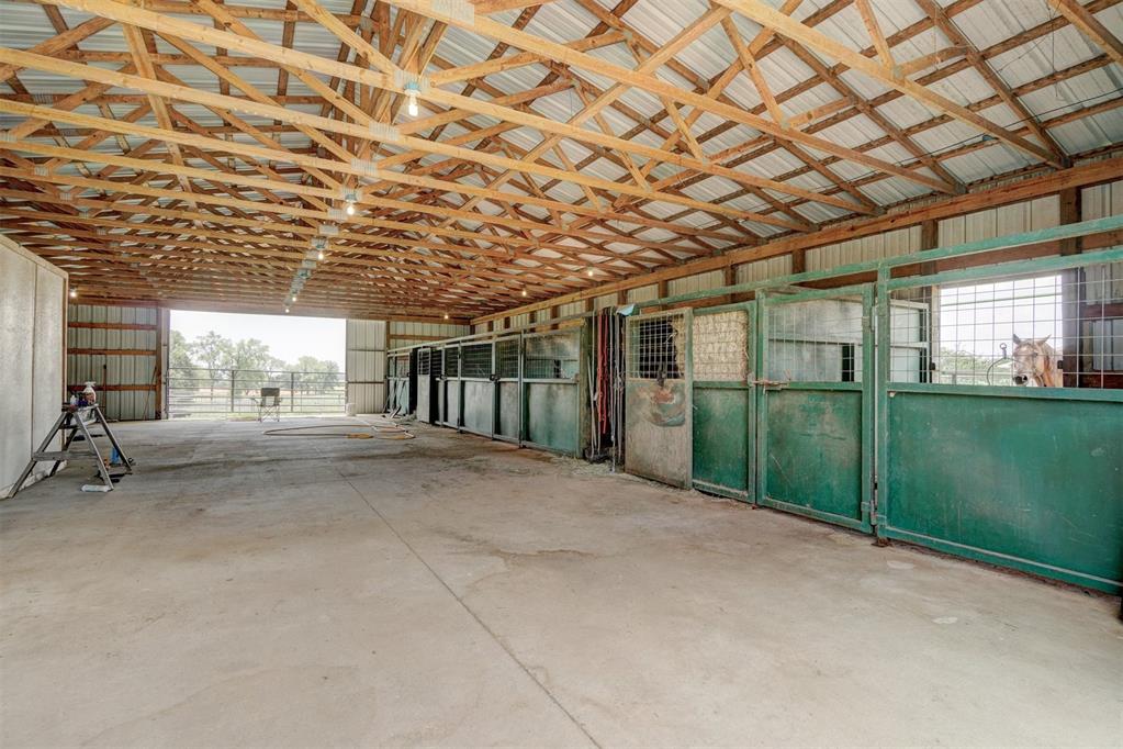 56123 Moccasin Trail Property Photo 8