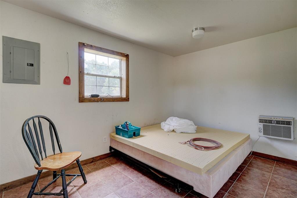 56123 Moccasin Trail Property Photo 10