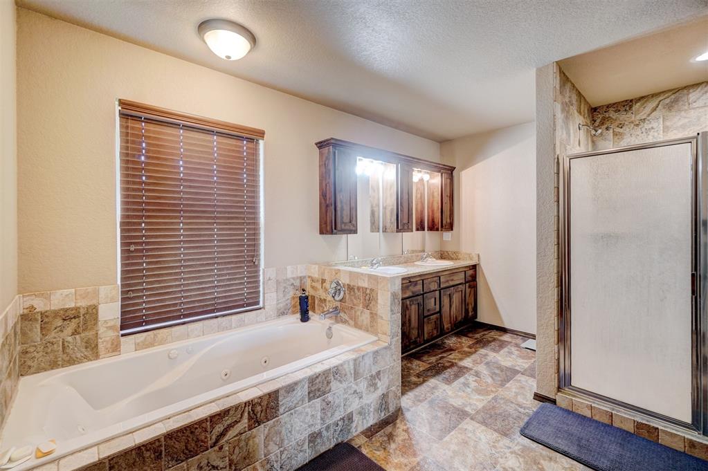56123 Moccasin Trail Property Photo 29