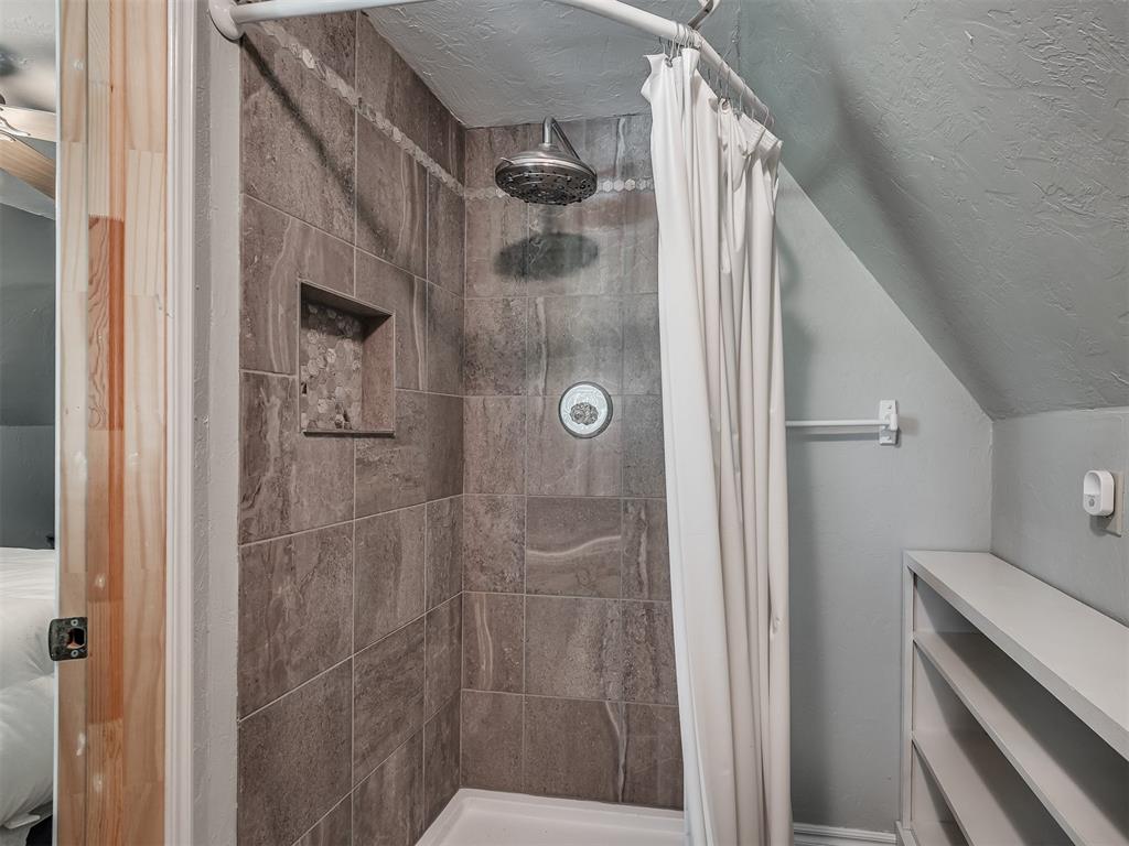 4877 Shangrila Road Property Photo 22