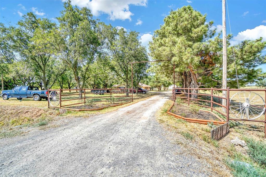 20575 E County Road 157 Property Photo 48