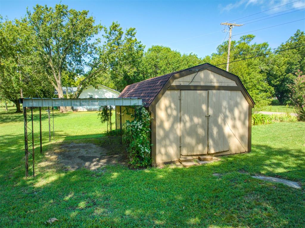 823 Pastusek Avenue Property Photo 7