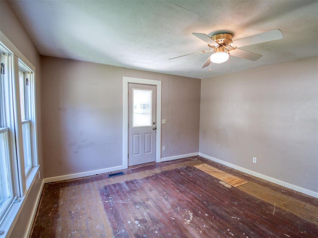823 Pastusek Avenue Property Photo 14