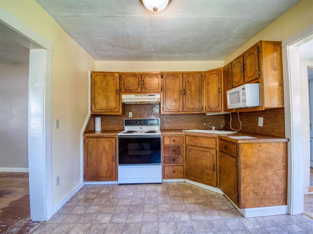 823 Pastusek Avenue Property Photo 19