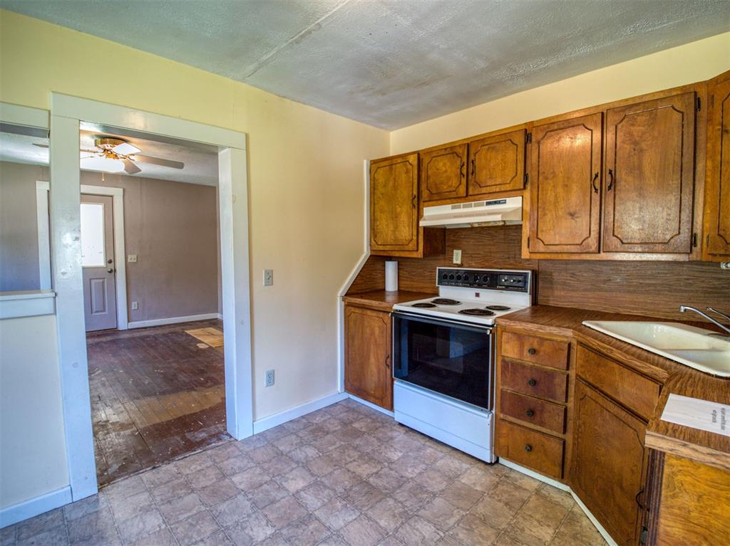 823 Pastusek Avenue Property Photo 20