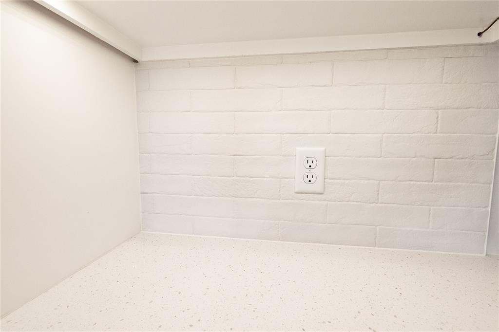 13715 Saltgrass Drive Property Photo 4