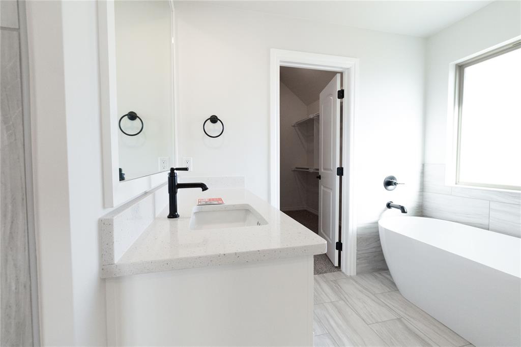 13715 Saltgrass Drive Property Photo 8