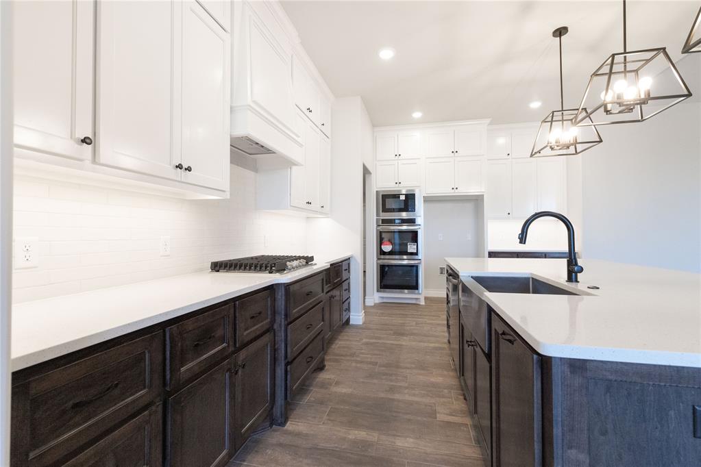 9705 Blue Bonnet Boulevard Property Photo 7