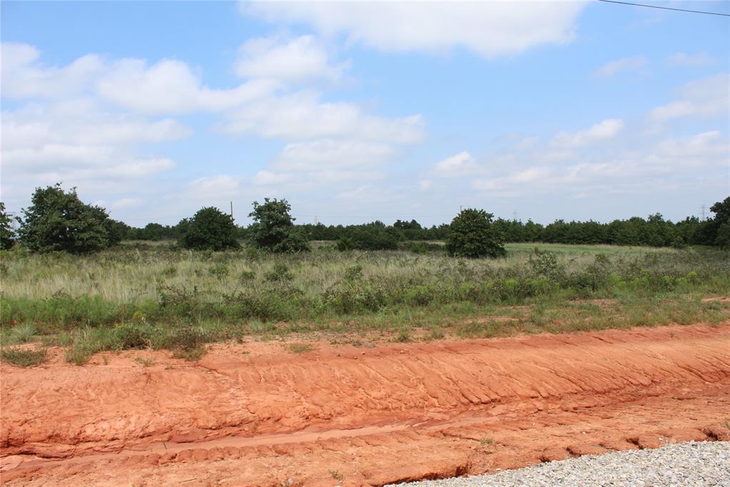E 1060 Road Property Photo 5