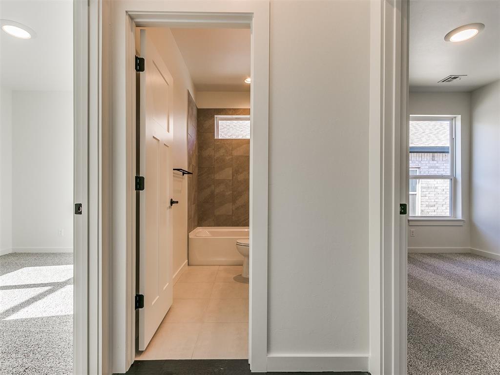 509 Nw 176th Street Property Photo 4