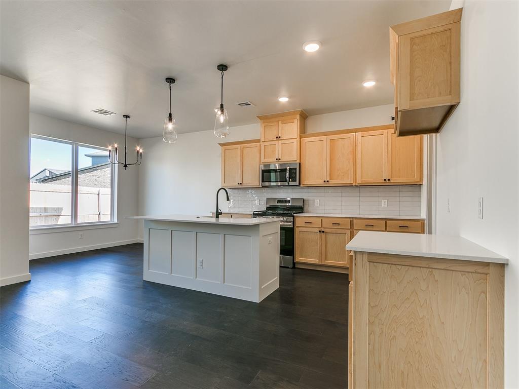 509 Nw 176th Street Property Photo 11