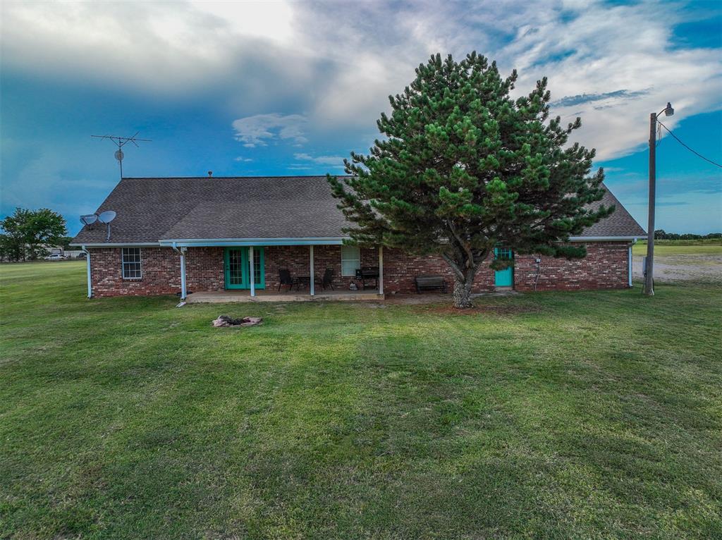 24286 E County Road 1580 Property Photo 3