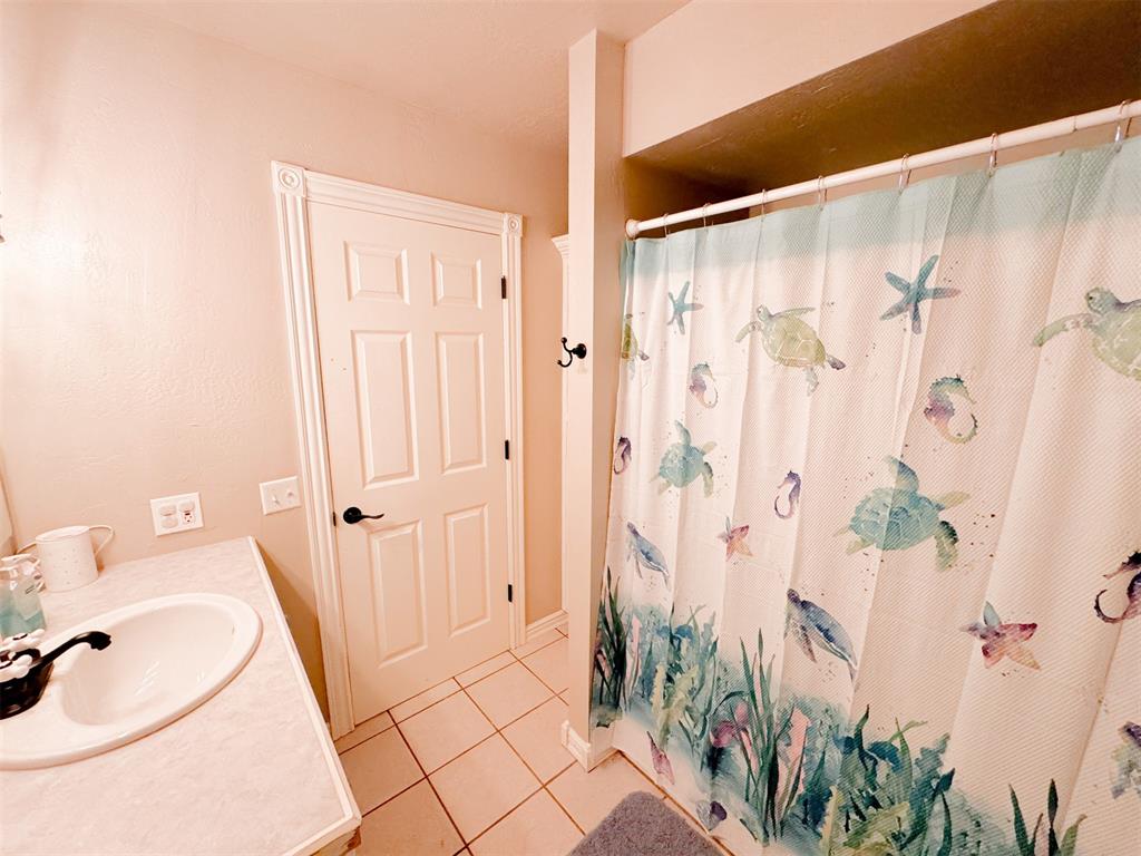 24286 E County Road 1580 Property Photo 6