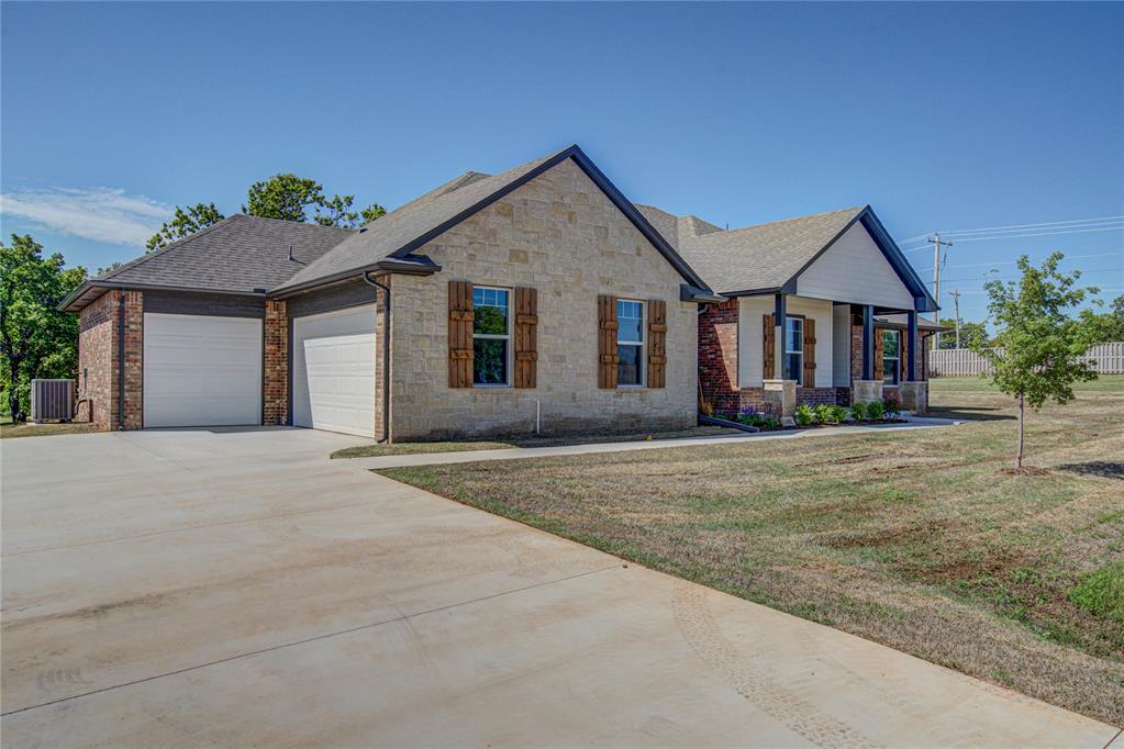 11032 Black Lion Court Property Photo 4
