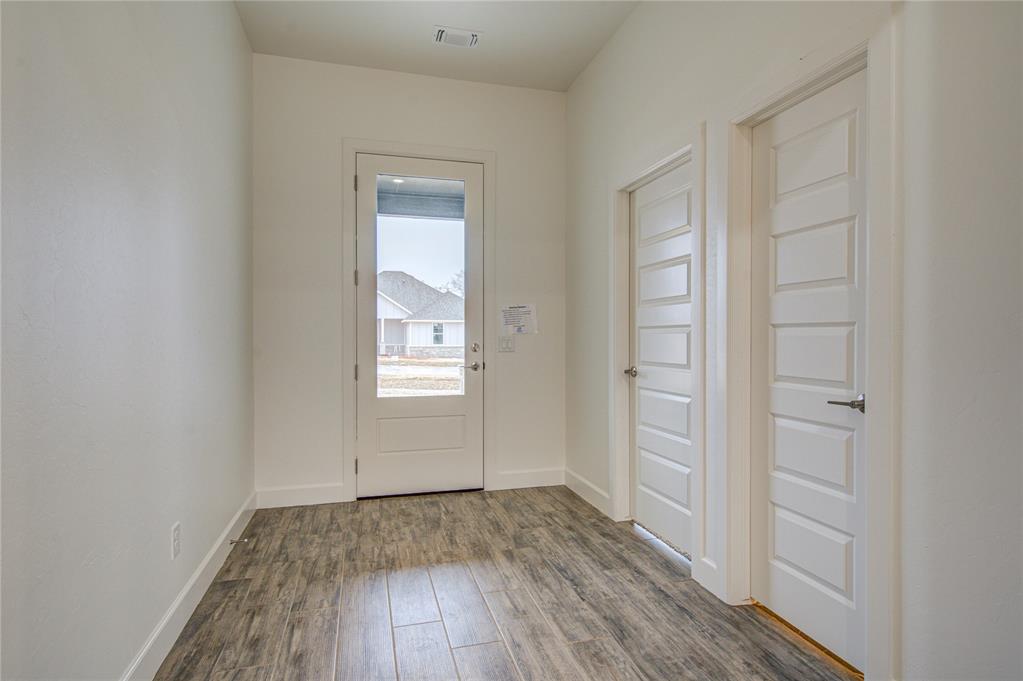 11032 Black Lion Court Property Photo 6