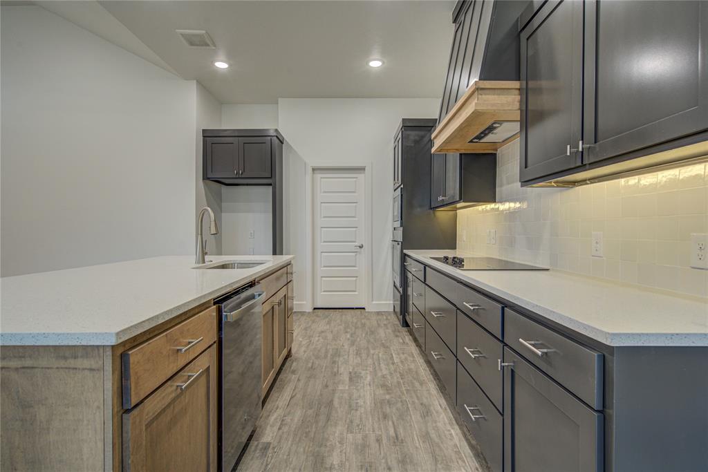 11032 Black Lion Court Property Photo 15