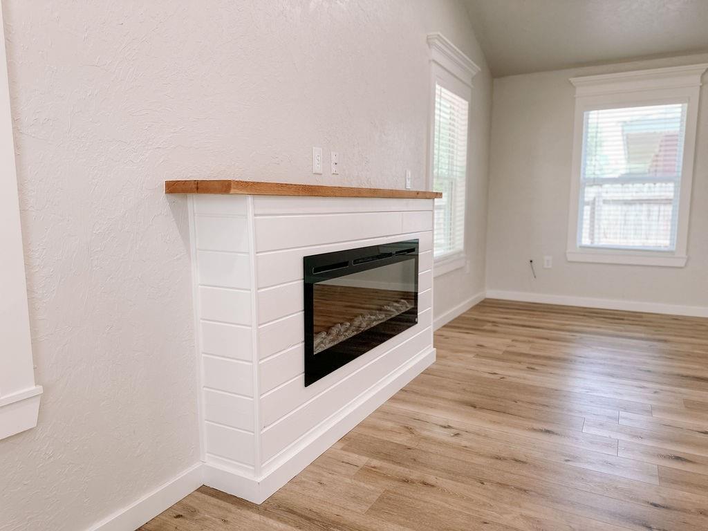 306 N Max Street Property Photo 22