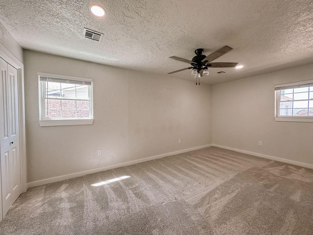 306 N Max Street Property Photo 29