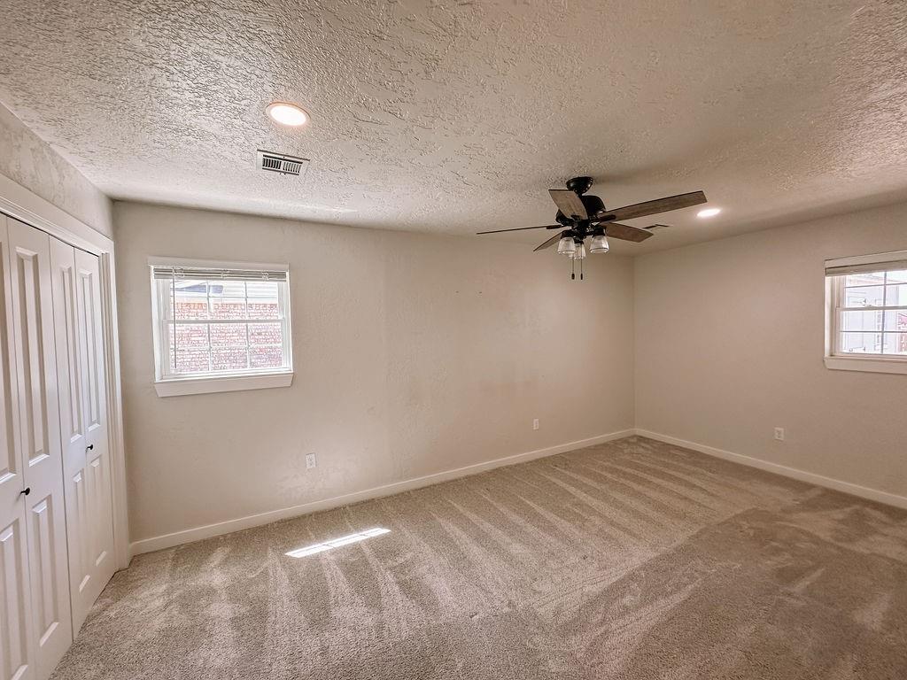 306 N Max Street Property Photo 31