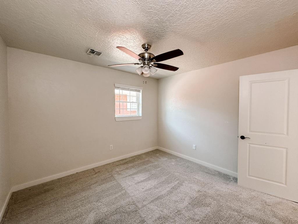 306 N Max Street Property Photo 34