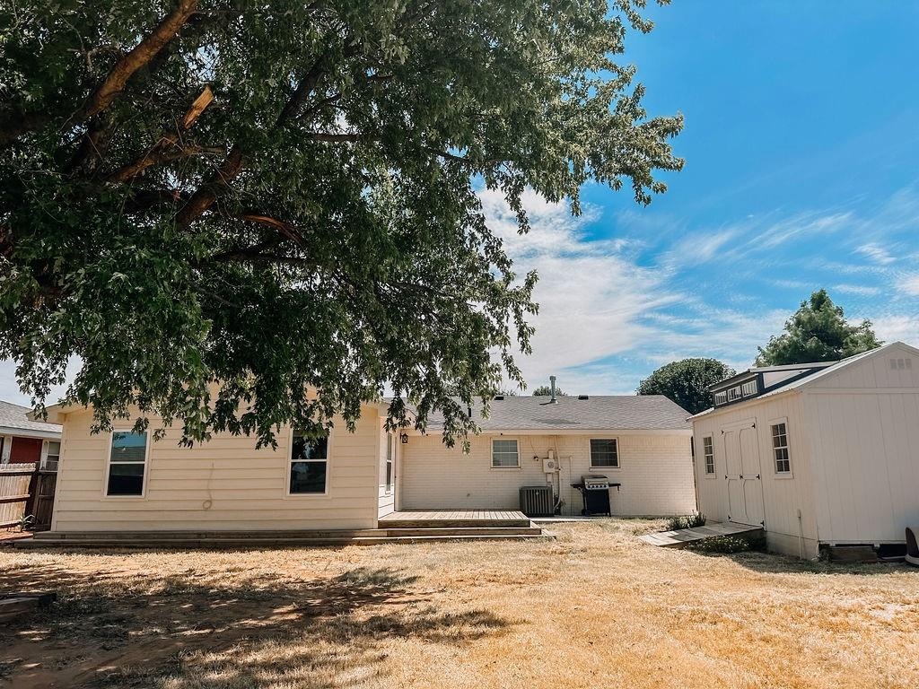 306 N Max Street Property Photo 41