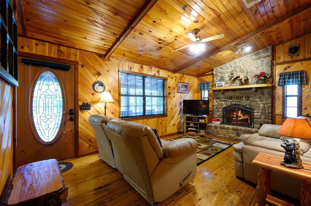 343 Woodland Circle Property Photo 8