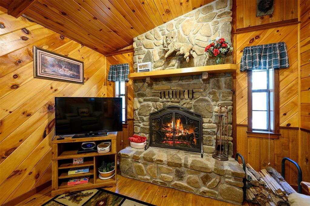 343 Woodland Circle Property Photo 12